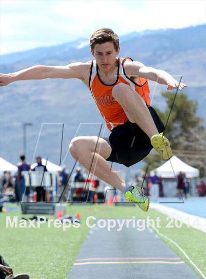 Thumbnail 1 in Northwest Invitational @ McQueen photogallery.