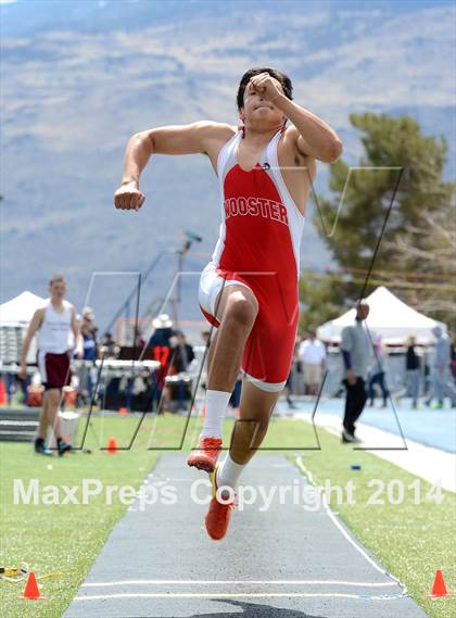 Thumbnail 1 in Northwest Invitational @ McQueen photogallery.