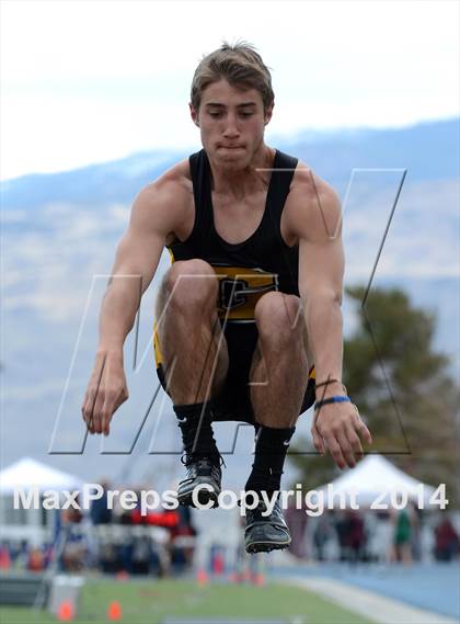 Thumbnail 1 in Northwest Invitational @ McQueen photogallery.