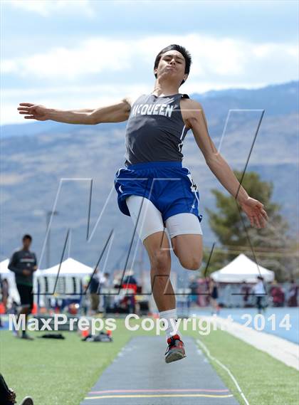 Thumbnail 2 in Northwest Invitational @ McQueen photogallery.