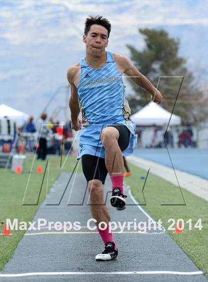 Thumbnail 1 in Northwest Invitational @ McQueen photogallery.