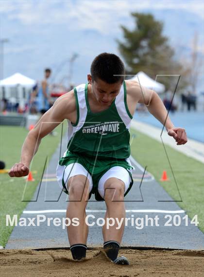 Thumbnail 2 in Northwest Invitational @ McQueen photogallery.