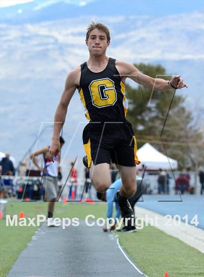 Thumbnail 1 in Northwest Invitational @ McQueen photogallery.