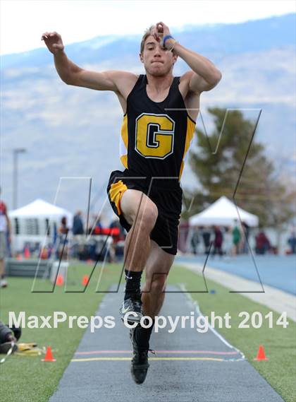 Thumbnail 3 in Northwest Invitational @ McQueen photogallery.