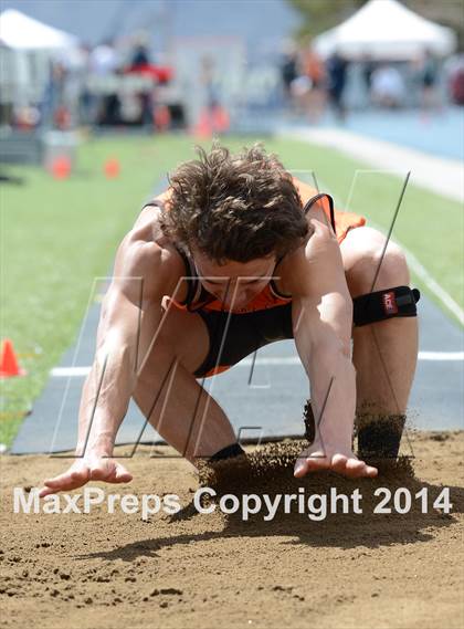 Thumbnail 3 in Northwest Invitational @ McQueen photogallery.