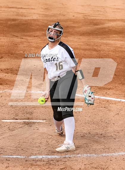 Thumbnail 3 in Crawford vs. Weimar (UIL 2A Semifinal) photogallery.