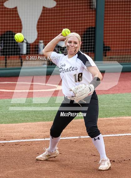 Thumbnail 3 in Crawford vs. Weimar (UIL 2A Semifinal) photogallery.