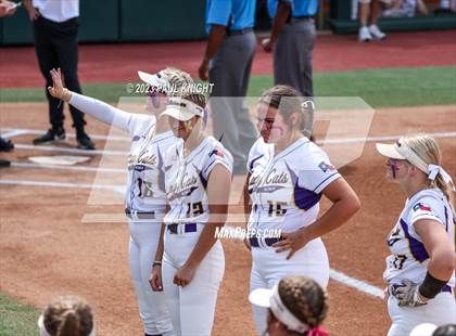 Thumbnail 2 in Crawford vs. Weimar (UIL 2A Semifinal) photogallery.