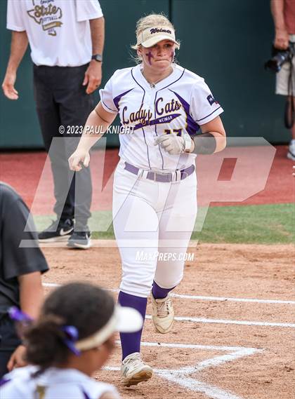 Thumbnail 3 in Crawford vs. Weimar (UIL 2A Semifinal) photogallery.