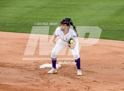 Thumbnail 3 in Crawford vs. Weimar (UIL 2A Semifinal) photogallery.
