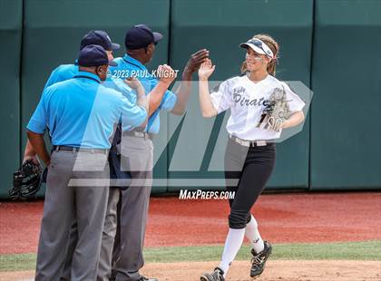 Thumbnail 1 in Crawford vs. Weimar (UIL 2A Semifinal) photogallery.