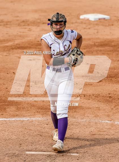 Thumbnail 3 in Crawford vs. Weimar (UIL 2A Semifinal) photogallery.