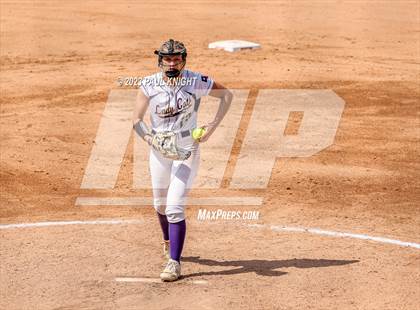 Thumbnail 1 in Crawford vs. Weimar (UIL 2A Semifinal) photogallery.