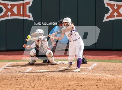 Thumbnail 3 in Crawford vs. Weimar (UIL 2A Semifinal) photogallery.