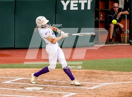 Thumbnail 3 in Crawford vs. Weimar (UIL 2A Semifinal) photogallery.