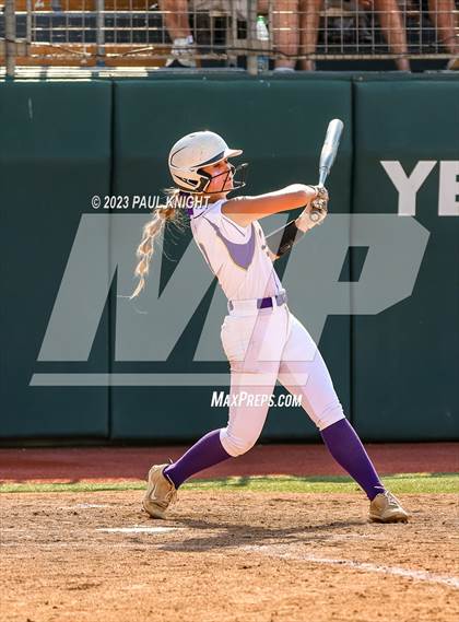 Thumbnail 3 in Crawford vs. Weimar (UIL 2A Semifinal) photogallery.