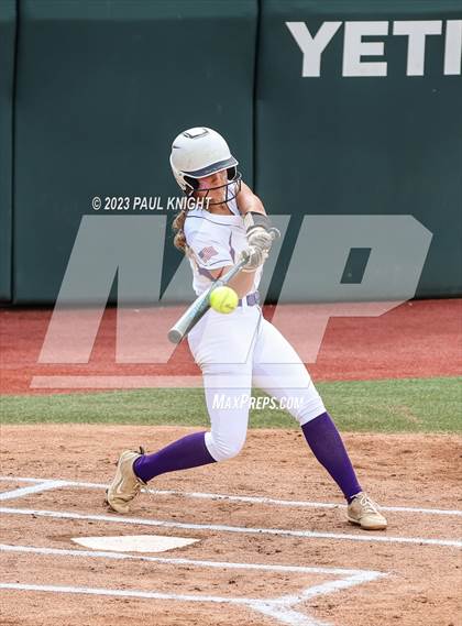 Thumbnail 2 in Crawford vs. Weimar (UIL 2A Semifinal) photogallery.