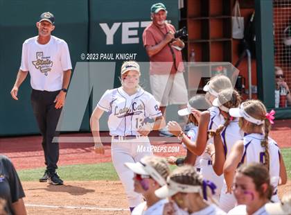 Thumbnail 2 in Crawford vs. Weimar (UIL 2A Semifinal) photogallery.