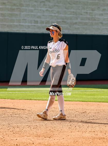 Thumbnail 1 in Crawford vs. Weimar (UIL 2A Semifinal) photogallery.