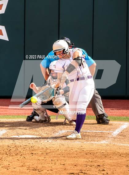 Thumbnail 3 in Crawford vs. Weimar (UIL 2A Semifinal) photogallery.