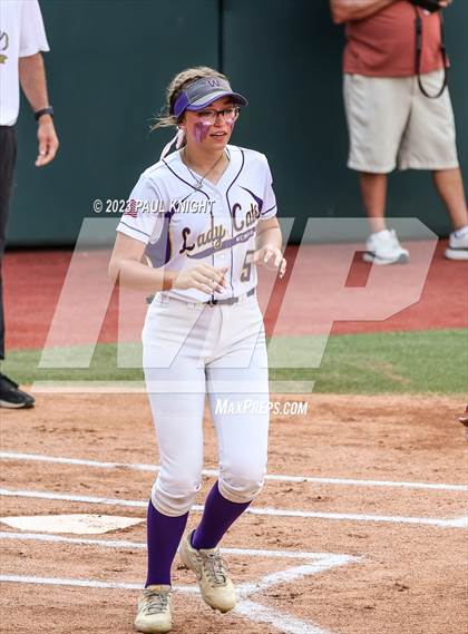 Thumbnail 3 in Crawford vs. Weimar (UIL 2A Semifinal) photogallery.