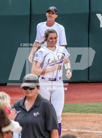 Thumbnail 3 in Crawford vs. Weimar (UIL 2A Semifinal) photogallery.