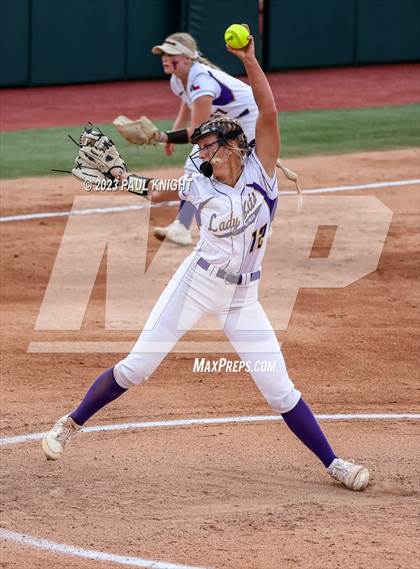 Thumbnail 3 in Crawford vs. Weimar (UIL 2A Semifinal) photogallery.