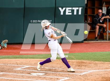 Thumbnail 2 in Crawford vs. Weimar (UIL 2A Semifinal) photogallery.