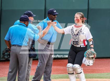 Thumbnail 3 in Crawford vs. Weimar (UIL 2A Semifinal) photogallery.