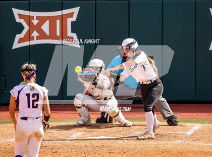 Thumbnail 3 in Crawford vs. Weimar (UIL 2A Semifinal) photogallery.