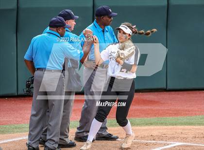 Thumbnail 1 in Crawford vs. Weimar (UIL 2A Semifinal) photogallery.