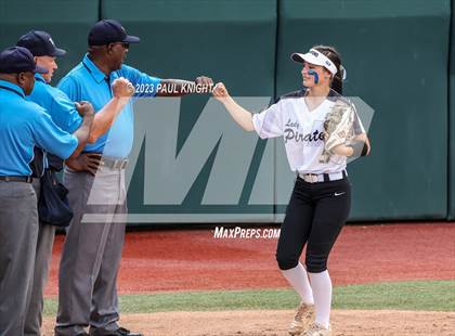 Thumbnail 3 in Crawford vs. Weimar (UIL 2A Semifinal) photogallery.