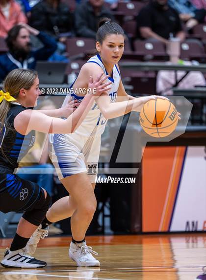 Thumbnail 2 in Rich vs. Panguitch (UHSAA 1A Quarterfinal) photogallery.