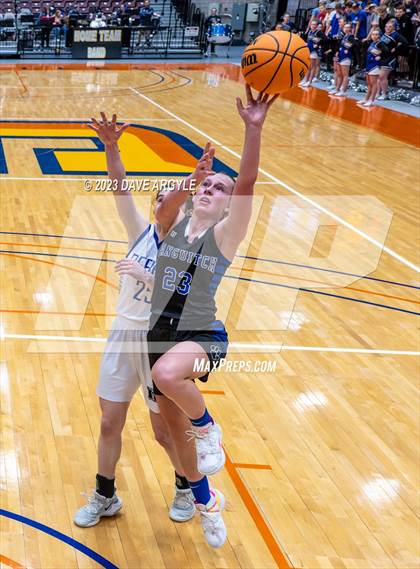 Thumbnail 2 in Rich vs. Panguitch (UHSAA 1A Quarterfinal) photogallery.