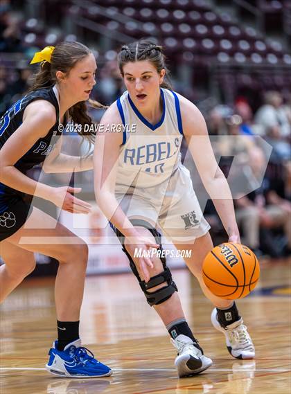 Thumbnail 3 in Rich vs. Panguitch (UHSAA 1A Quarterfinal) photogallery.