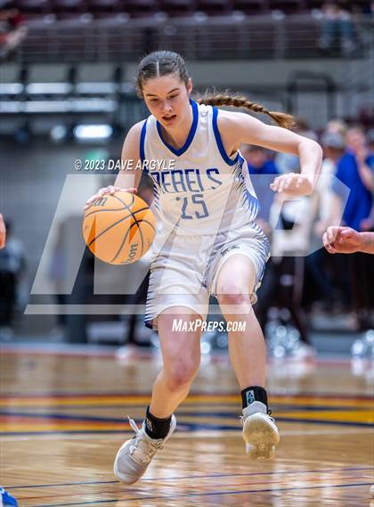 Thumbnail 3 in Rich vs. Panguitch (UHSAA 1A Quarterfinal) photogallery.