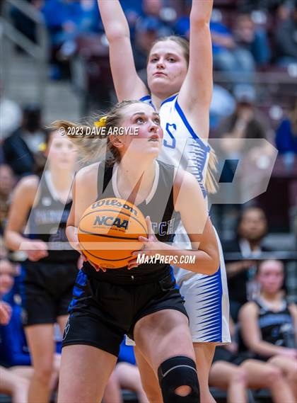 Thumbnail 2 in Rich vs. Panguitch (UHSAA 1A Quarterfinal) photogallery.