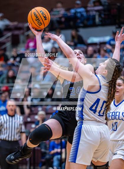 Thumbnail 3 in Rich vs. Panguitch (UHSAA 1A Quarterfinal) photogallery.