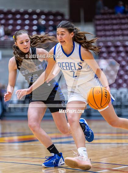 Thumbnail 3 in Rich vs. Panguitch (UHSAA 1A Quarterfinal) photogallery.