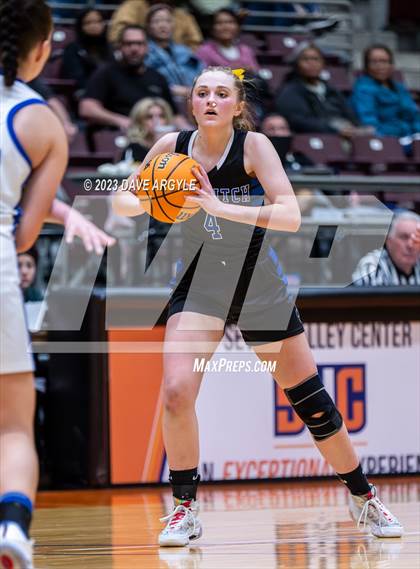 Thumbnail 3 in Rich vs. Panguitch (UHSAA 1A Quarterfinal) photogallery.