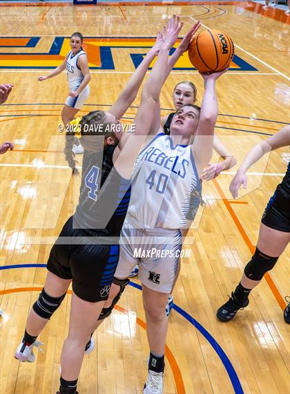 Thumbnail 3 in Rich vs. Panguitch (UHSAA 1A Quarterfinal) photogallery.