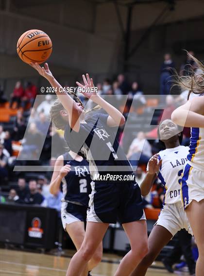 Thumbnail 3 in Goodpasture Christian vs. Franklin Road Academy photogallery.