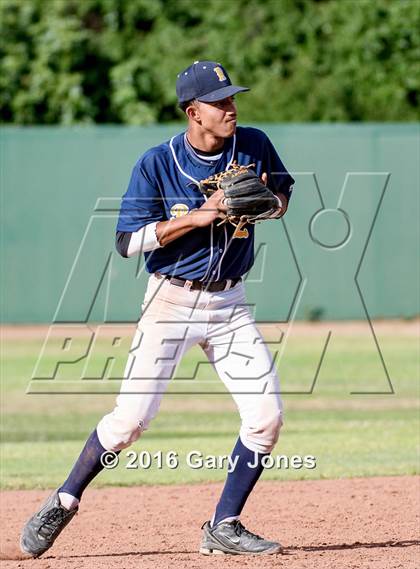 Thumbnail 1 in Sacramento Optimist All-Star Game (Small Schools) photogallery.