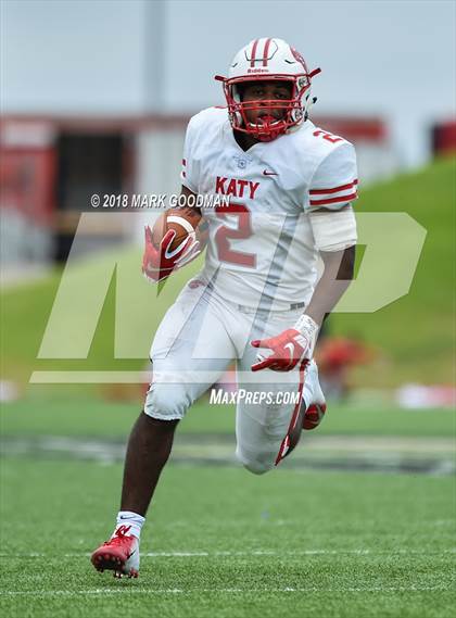 Thumbnail 3 in Katy @ Seven Lakes photogallery.