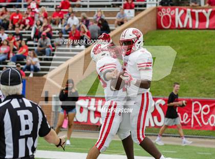 Thumbnail 3 in Katy @ Seven Lakes photogallery.