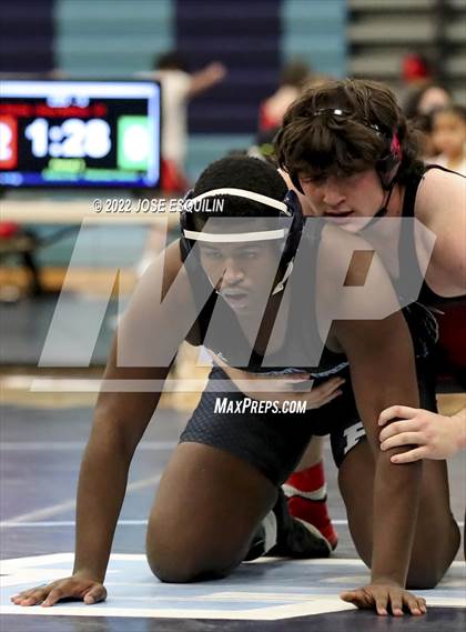 Thumbnail 1 in Panther Duals @ Potomac photogallery.