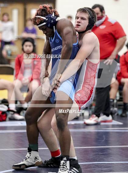 Thumbnail 2 in Panther Duals @ Potomac photogallery.