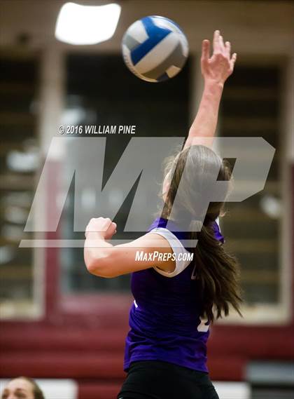 Thumbnail 3 in Monroe-Woodbury @ Kingston photogallery.