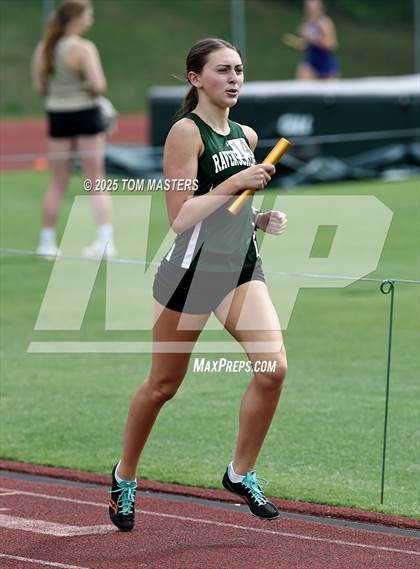 Thumbnail 2 in NCISAA D1 Championship (4x800) photogallery.
