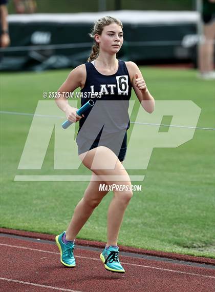 Thumbnail 3 in NCISAA D1 Championship (4x800) photogallery.